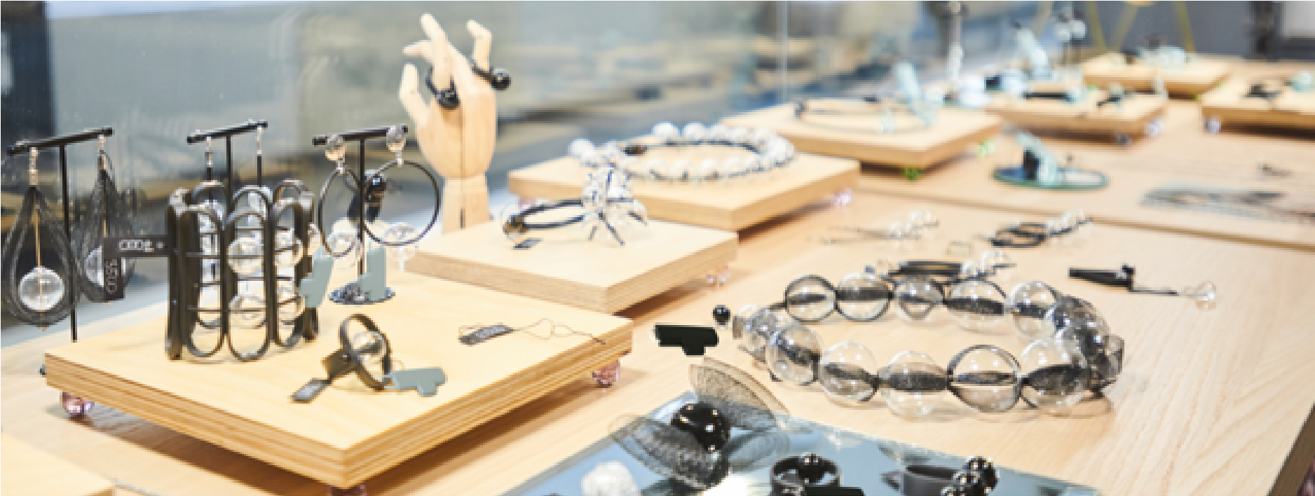 Jewellery & Accessories